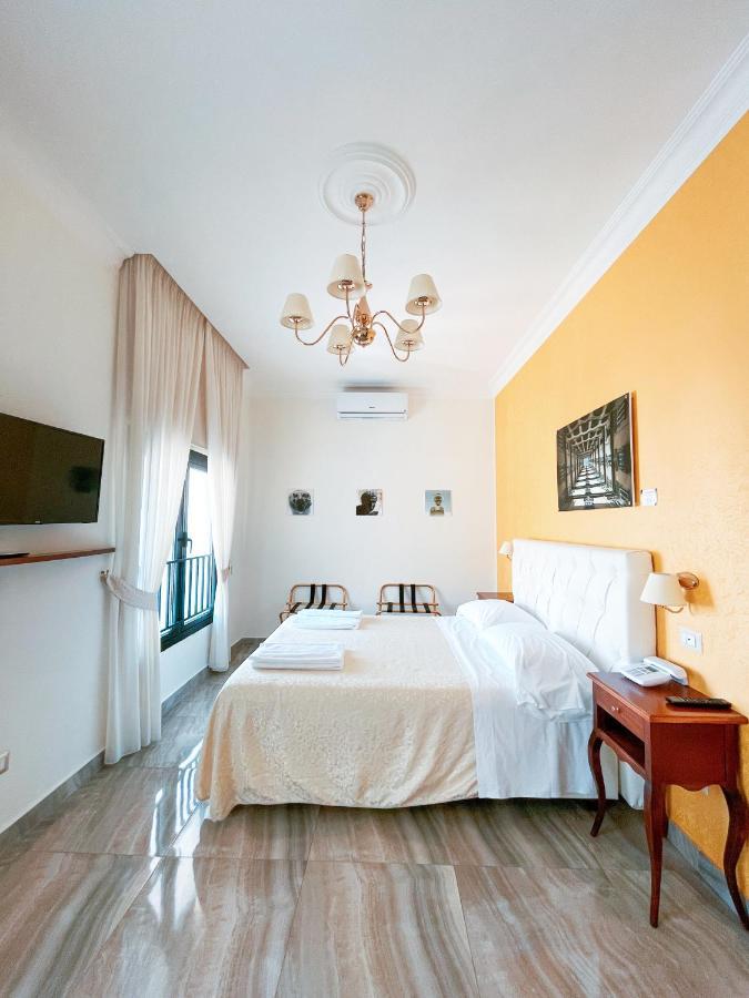 Neapolitantrips Hotel Extérieur photo