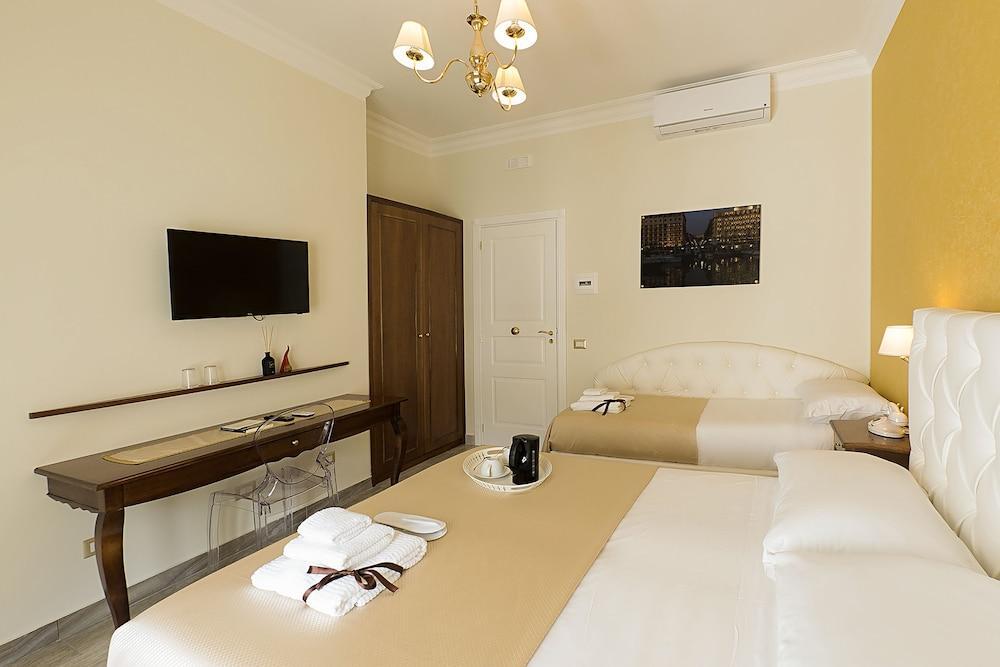 Neapolitantrips Hotel Extérieur photo