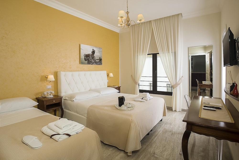 Neapolitantrips Hotel Extérieur photo