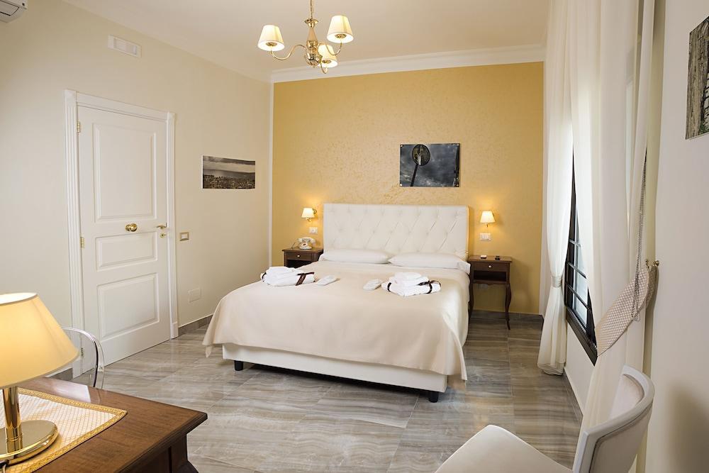Neapolitantrips Hotel Extérieur photo